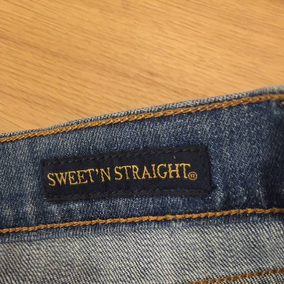 Lucky Brand Blue Straight Leg Jeans - Picture 5 of 7